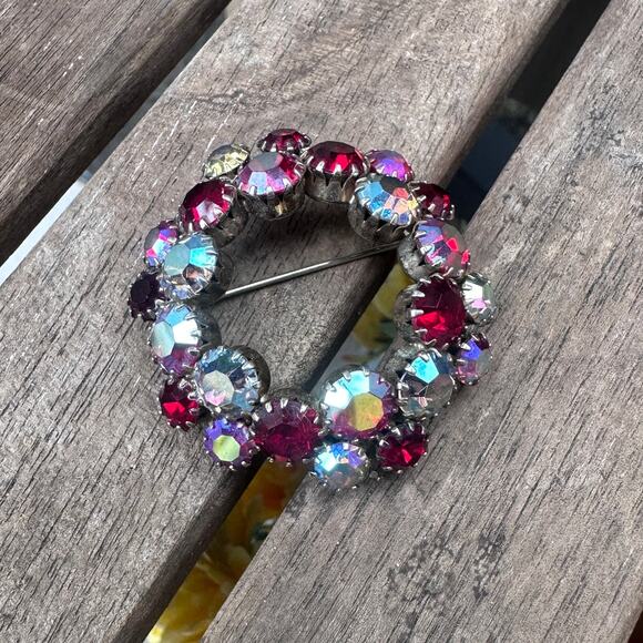 Vintage 1950-1960 Aurora Borealis Austrian Crystal Rhinestone Brooch - Picture 4 of 9